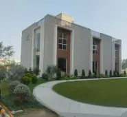 Hi Greens exterior pathway and facade